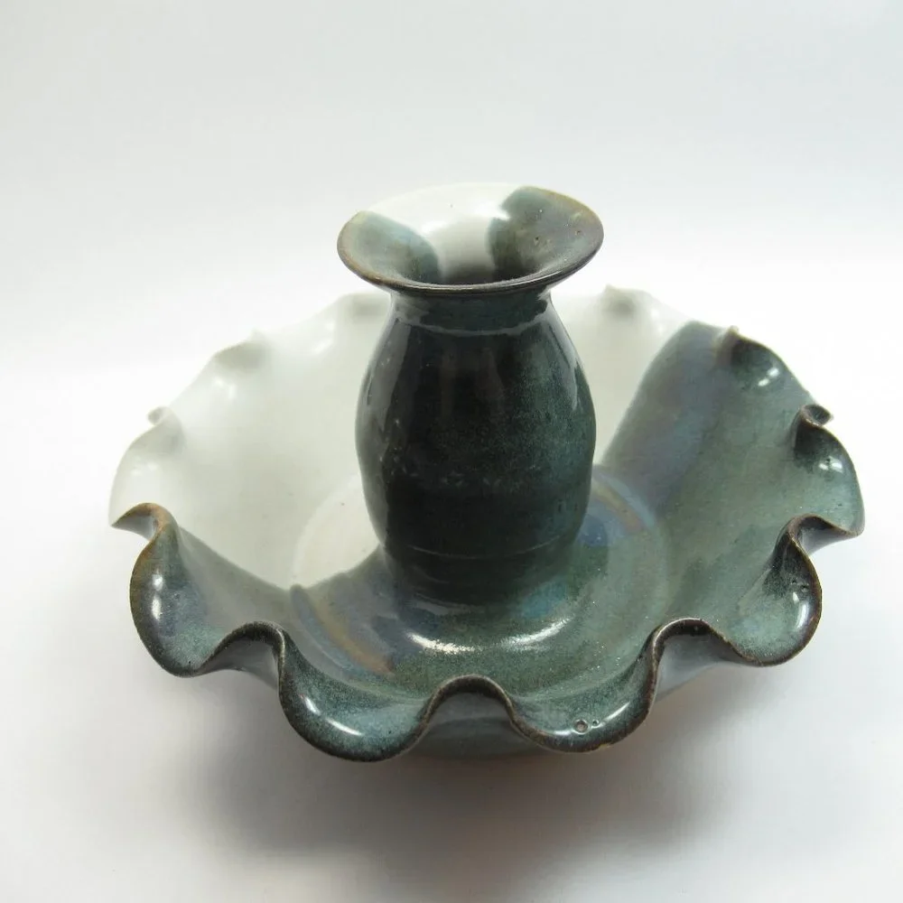 Sheltons Pottery this listing